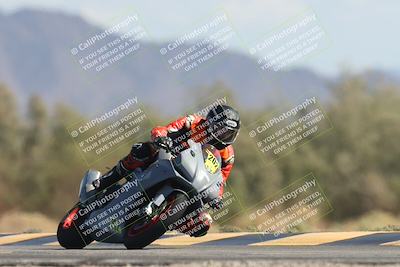 media/Oct-13-2025-Moto Forza (Mon) [[a66d839500]]/2-A Group/Session 4 Turn 7/